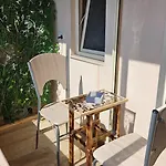 Dua\'S Apartment